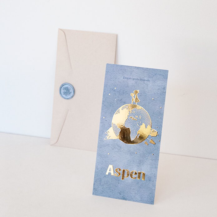 Geboortekaartje met goudfolie voor een klein broertje