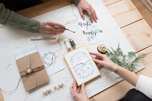 Op welke papiersoort wil jij je trouwkaarten of geboortekaartjes drukken